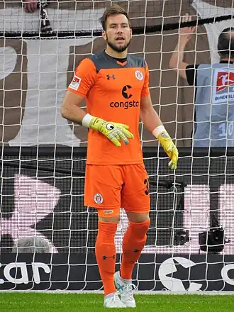 Himmelmann met FC St. Pauli in 2017