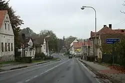Straat nabij het dorpscentrum van Hořovičky