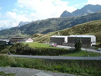 Het hotel Adler op de Hochtannbergpas