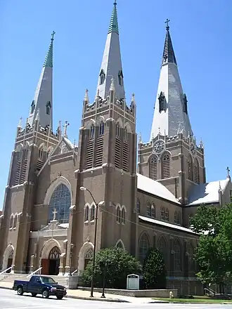 Holy Family Cathedral in Tulsa in 2006