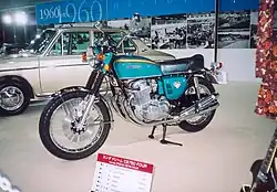 De Honda CB 750 K0 was de nekslag voor de Britse motorfietsindustrie. De BSA A75 Rocket 3 kon de vergelijking met deze machine niet aan.