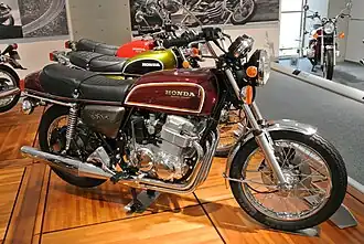De sportieve lijn van Honda uit 1975: CB 750 F1…