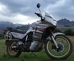 Honda Transalp XL600V van voor 1991 met trommelrem achter