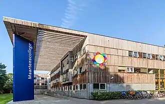 Het gebouw van het Maartenscollege in 2021