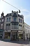 Winkel-woonhuis