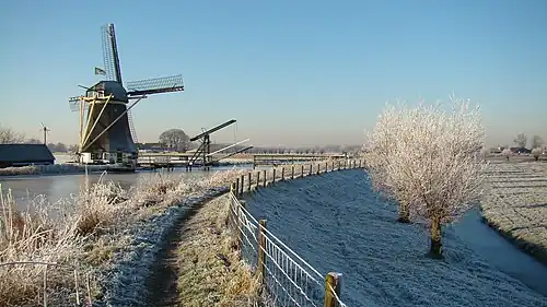 Windmolen Hoog- en Groenland te Baambrugge