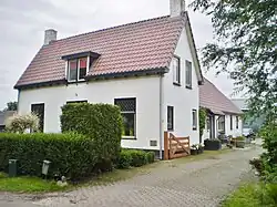 Slaagseweg, Hoogland, afwijkend uiterlijk