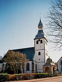 Hopsten, Sint-Joriskerk