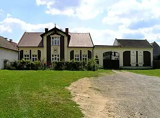 Oude boerderij in het dorp