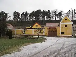 Boerderij in het dorp