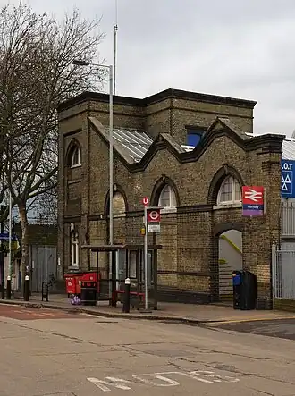 Stationsgebouw, 2016