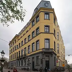 Hoek Vos in Tuinstraat - Kazernestraat