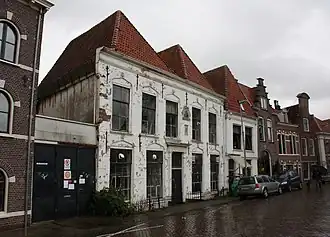 Het kantoorpand van de brouwerij aan Houtmarkt 7 voor 2011