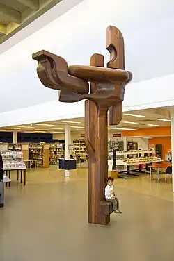 Houtsculptuur openbare bibliotheek, Leiden