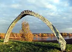Huizen op de dijk (1997), Tiel