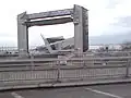 Stormvloedkering en Millennium voetgangersbrug bij The Deep