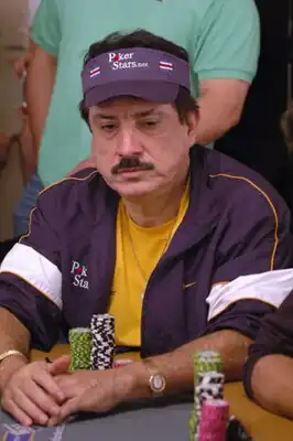 Humberto Brenes tijdens de World Series of Poker