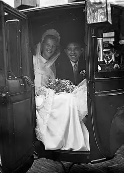 Jack Dudok van Heel (1920) en zijn bruid in 1947