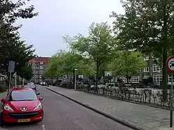 Het Hygieaplein is het levendig hart van de Marathonbuurt, waar veel wordt gespeeld