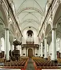 Interieur (zicht naar het orgel)