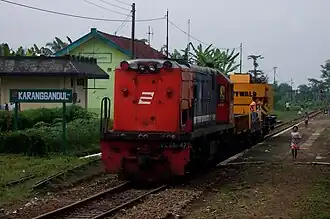 Diesellocomotief op station Karanggandul