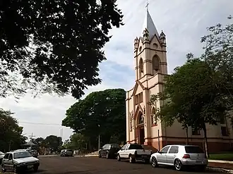 Katholieke kerk Divino Espírito Santo in Serra Azul