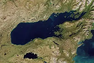 Satellietfoto van het Iliamnameer