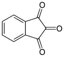 Structuurformule van 1,2,3-indaantrion