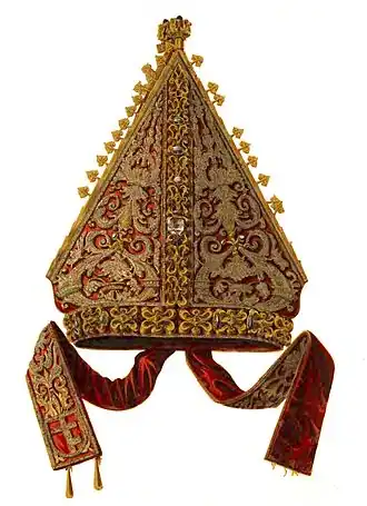 Infula van Tomasz Strzępiński