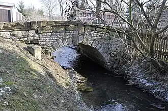 Boogbrug uit 1812 over de Mühlgraben