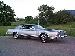 Continental Mark V Givenchy Designer Edition (1979)