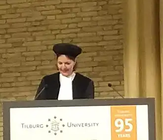 Leijten bij oratie als hoogleraar te Tilburg, 2023.