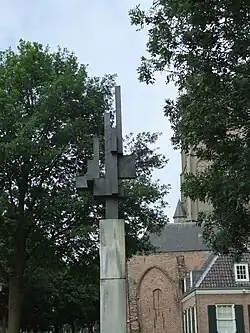 Innerlijke evenwichtsoefening bij de Sint Maartenskerk, Tiel