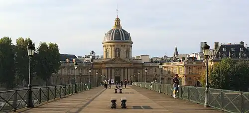 Het gebouw van op de Pont des Arts