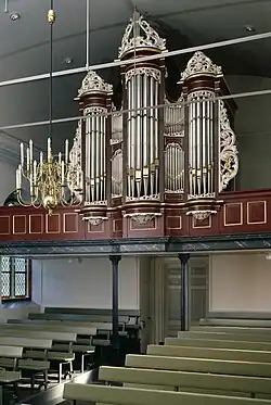Interieur met orgel (2007)