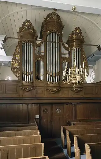 Interieur met orgel (2006)