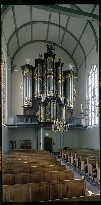 Lohman-orgel uit 1824-1828, afkomstig uit de Broederenkerk (Zutphen), sinds 1984 in de Grote of Sint-Catharinakerk te Heusden