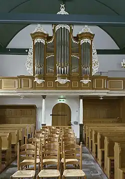 Interieur met orgel (2008)