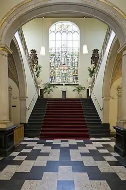 zicht vanaf de entree