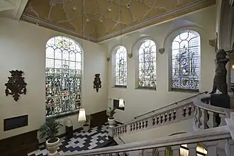 situering in het trappenhuis