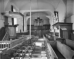 Interieur met orgel (1959)