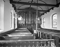 Interieur met orgel in 1959