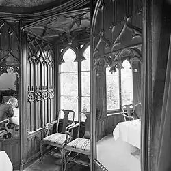 Neogotische bovenzaal ronde toren