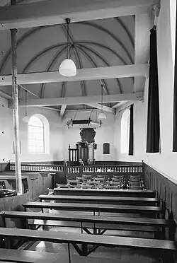 Interieur met preekstoel (1965)