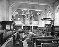 Interieur met orgel (1959)