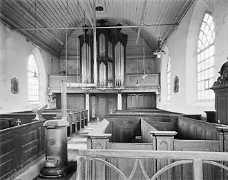 Kerk van Oterdum met het Lohman-orgel