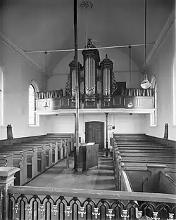 Interieur met orgel (1959)