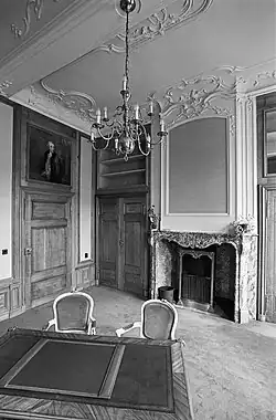 Kamer naast trouwzaal, 1981