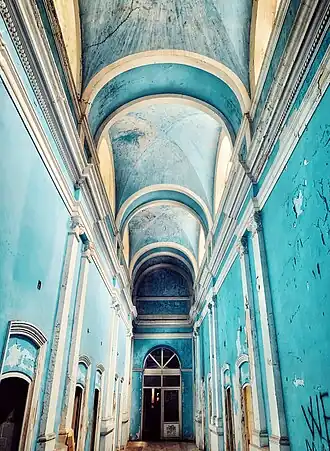 De blauwe gang in het Neptunusbad