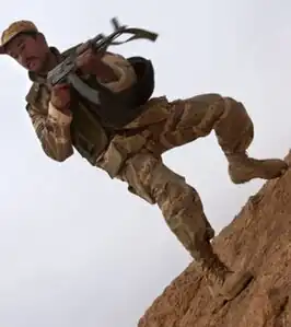 Een Iraakse soldaat in Zuid-Irak tijdens een oefening in 2006.